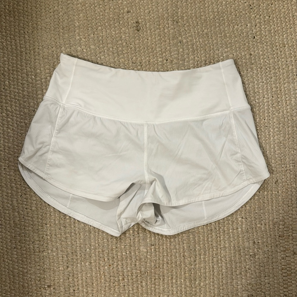 Lululemon White High Wasited Speed Up Shorts 2.5”